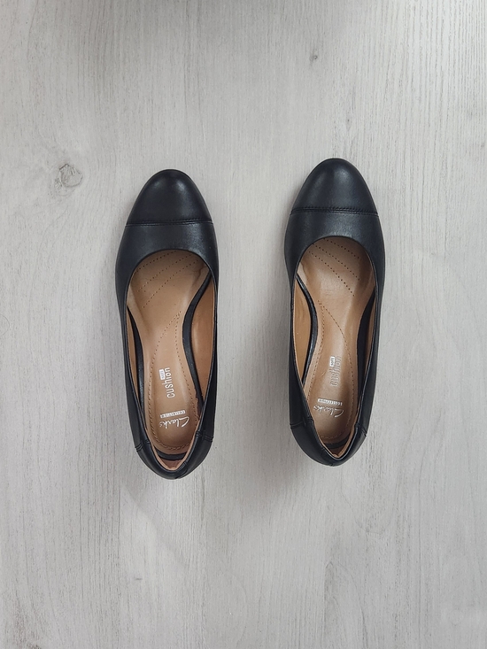 Clarks Shoes - Clarks Black Leather Women's Round-Toe Flats